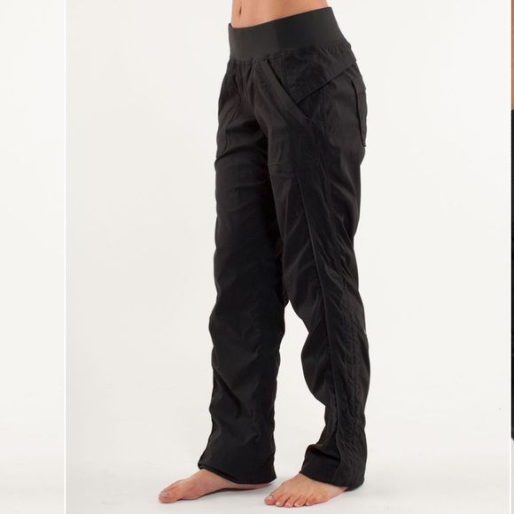 Lululemon Black Quick Step (Unlined) Pants Size 4 - Picture 3 of 10